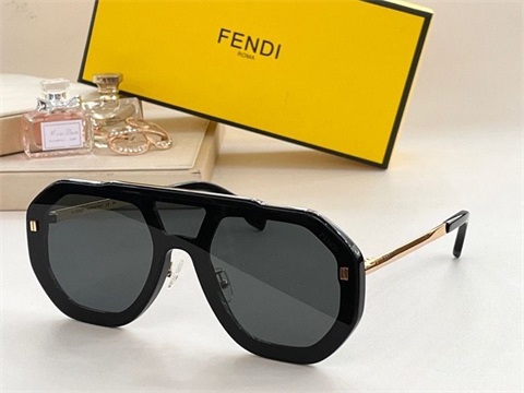 Fendi sunglass-261